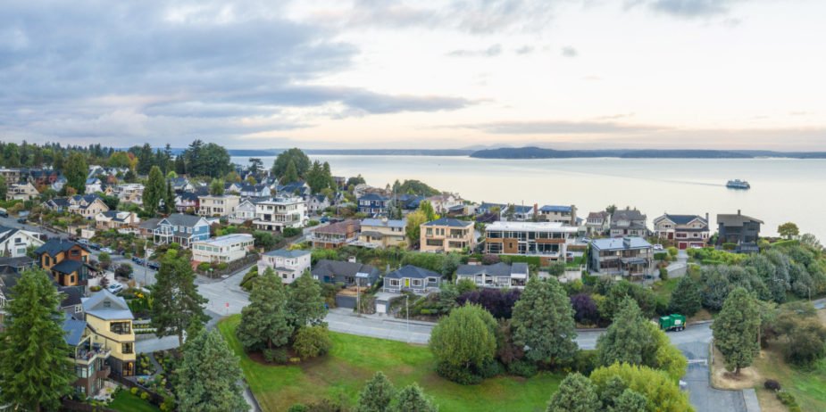 What’s the difference between a REALTOR® and a real estate agent? A blog by REALTOR Sandy Walsh of Exact Home Team