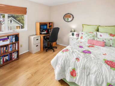 555 Prospect St., Unit 4, listed by Realtor Sandy Walsh of Exact Home Team