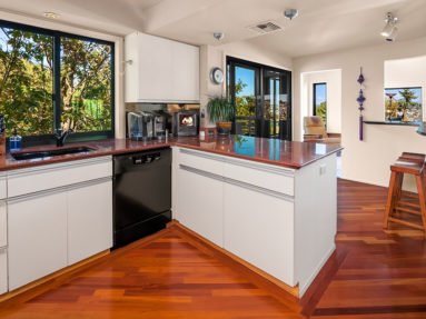 700 Crockett St., Unit 405, listed by Realtor Sandy Walsh of Exact Home Team