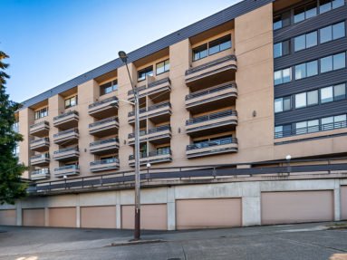 700 Crockett St., Unit 405, listed by Realtor Sandy Walsh of Exact Home Team