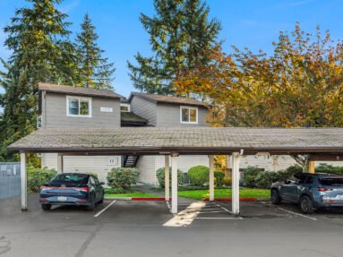 12645 NE 130th Wy #H-302 Kirkland, WA, listed by Realtor Sandy Walsh of Exact Home Team
