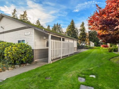 12645 NE 130th Wy #H-302 Kirkland, WA, listed by Realtor Sandy Walsh of Exact Home Team