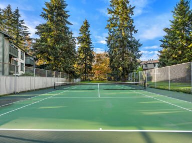 12645 NE 130th Wy #H-302 Kirkland, WA, listed by Realtor Sandy Walsh of Exact Home Team