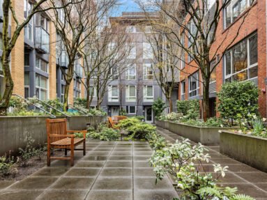 530 Broadway E #236 in Capitol Hill, Listed by Sandy Walsh of Exact Home Team